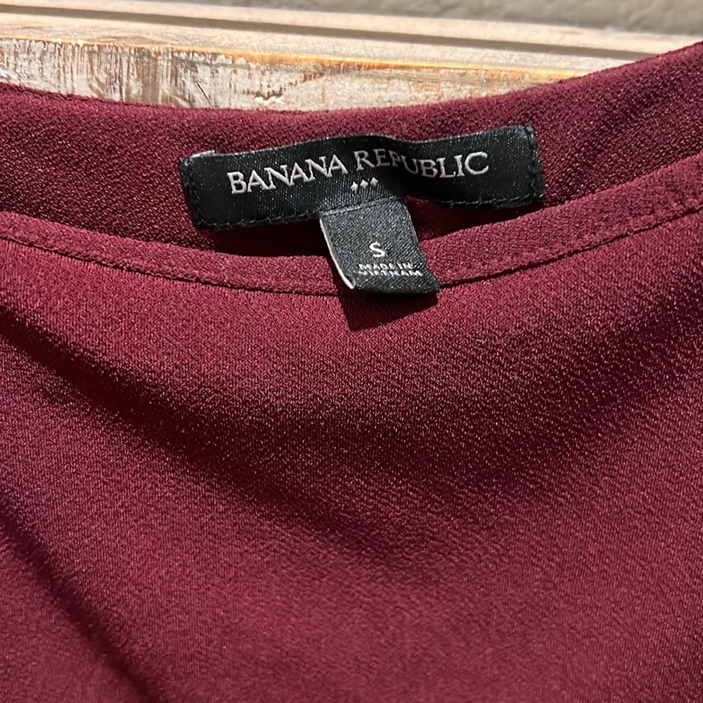 One shoulder Maroon Top - Picture 2 of 2